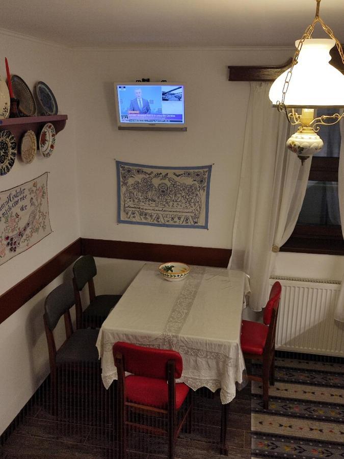 Courtyard Studio Oradea Eksteriør bilde