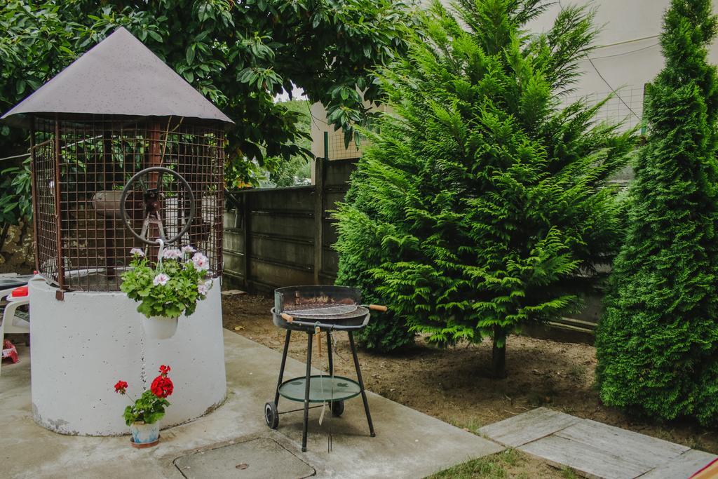 Courtyard Studio Oradea Eksteriør bilde