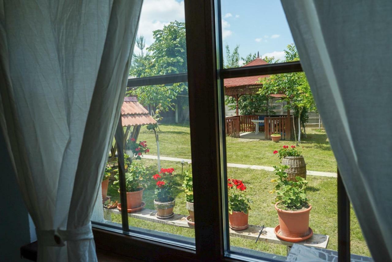 Courtyard Studio Oradea Eksteriør bilde