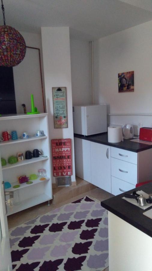 Courtyard Studio Oradea Eksteriør bilde